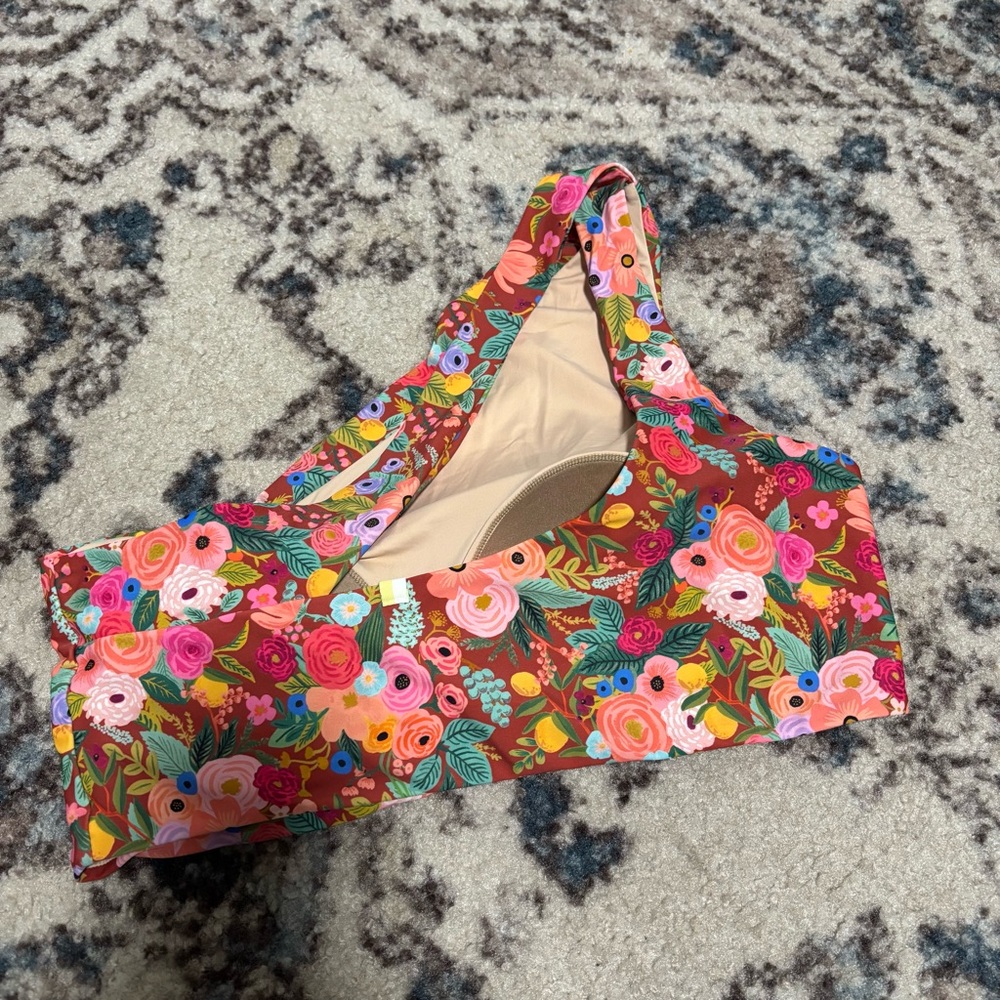 summersalt Red Floral One-Shoulder Bikini Top and High Waist Bottoms - Picture 6 of 9
